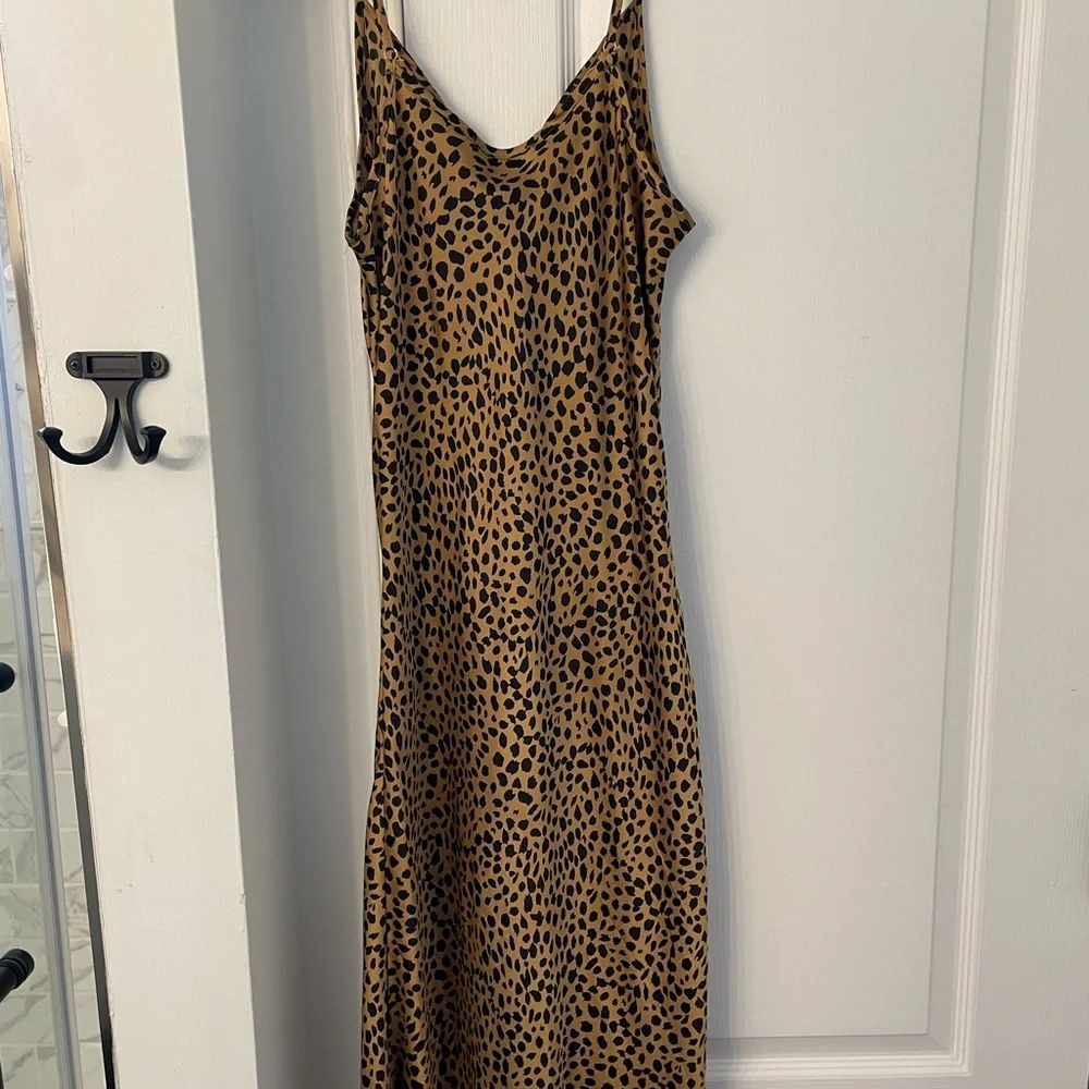 Satin Cheetah Print Maxi Dress - Picture 5 of 7